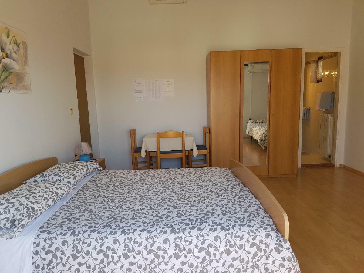 Rooms Siesta ポレッチ エクステリア 写真